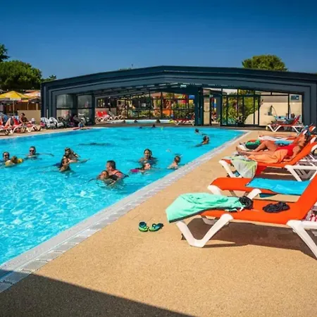 Zecamping 4 Etoiles A 1km De La Parc Aquatique Dog Friendly Club Enfant אתר קמפינג סנט-מישל-שף-שף