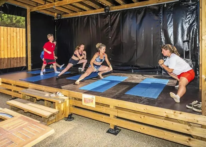 4 étoiles - Parc Aquatique - Ccbcag0 * Saint-Michel-Chef-Chef