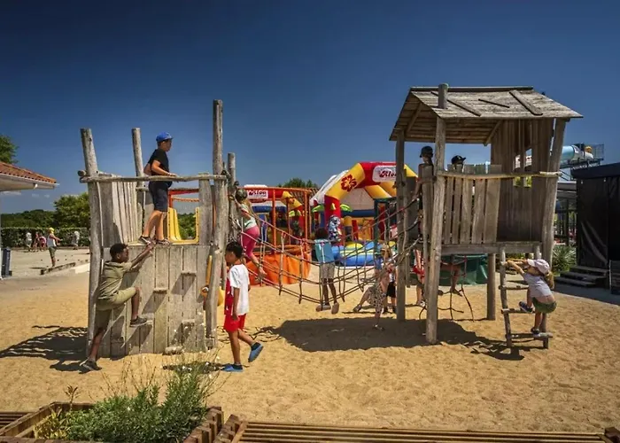 4 étoiles - Parc Aquatique - Ccbcag0 Saint-Michel-Chef-Chef